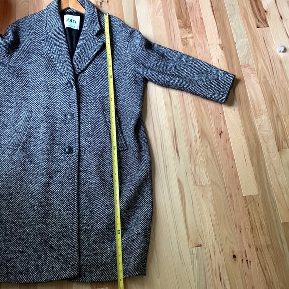 ZARA OVERSIZED COAT, BLACK/WHITE, Large - Picture 10 of 15